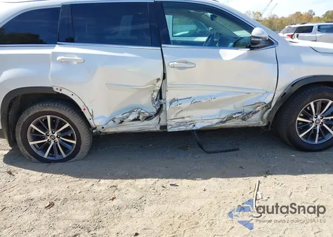 2017 Toyota Highlander Xle z USA, uszkodzony, nr VIN 5TDJZRFH1HS458893